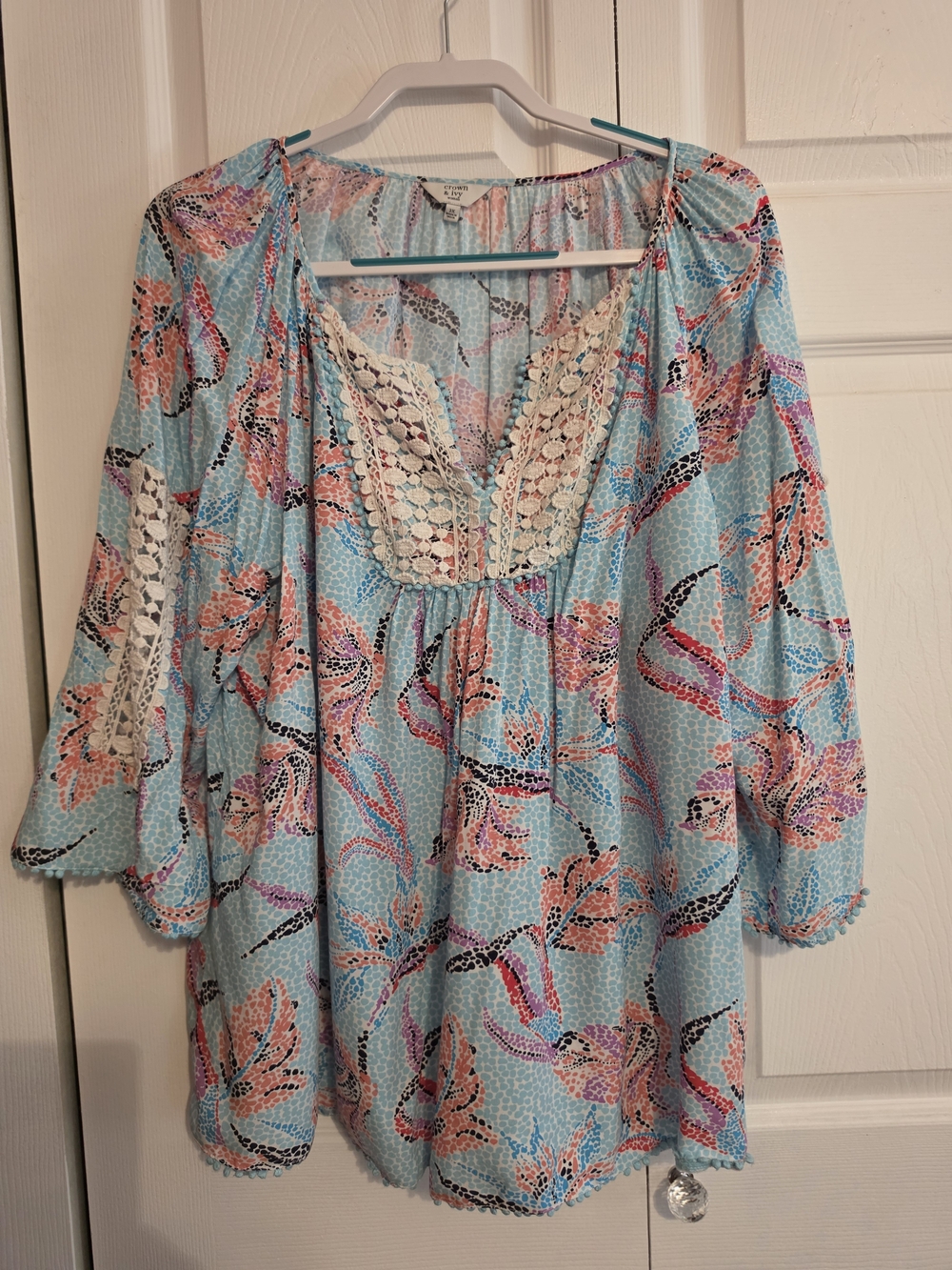 crown & ivy Light Blue Floral Crochet-Trim Top